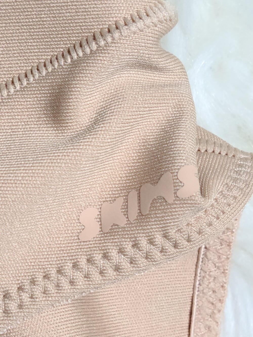 SKIMS Body Core Sculpt Waist Cincher Butt Lifting Brief Cream Clay XXS NEW - Picture 3 of 7